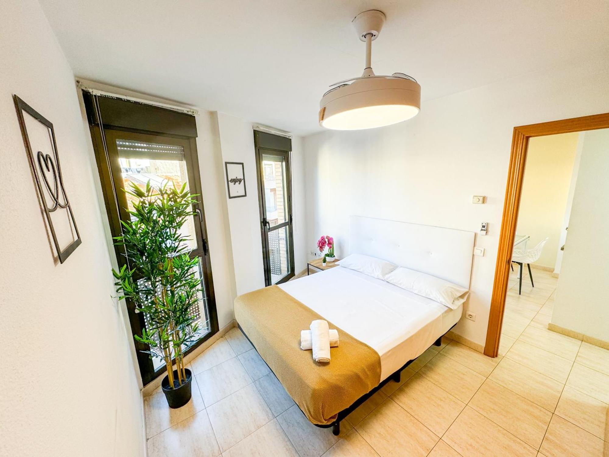 Apartamento Enjoy El Pilar Turistea Zaragoza Exterior foto